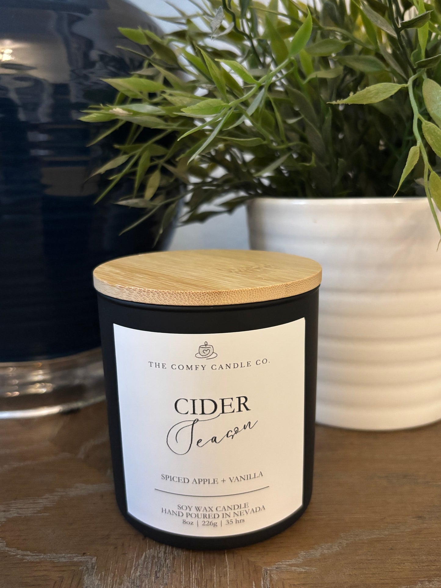 CIDER SEASON 8 OZ. CANDLE