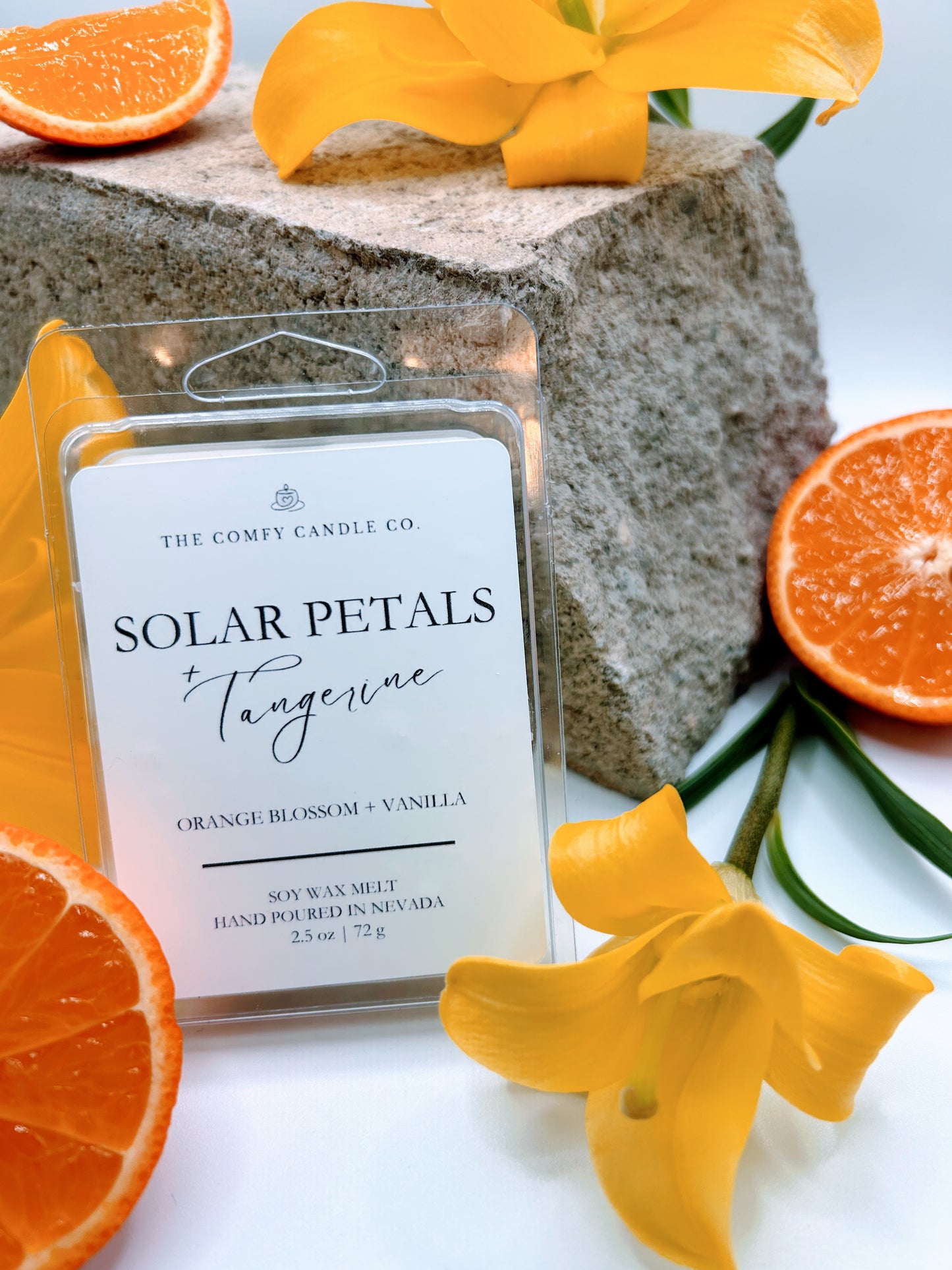 SOLAR PETALS + TANGERINE WAX MELT