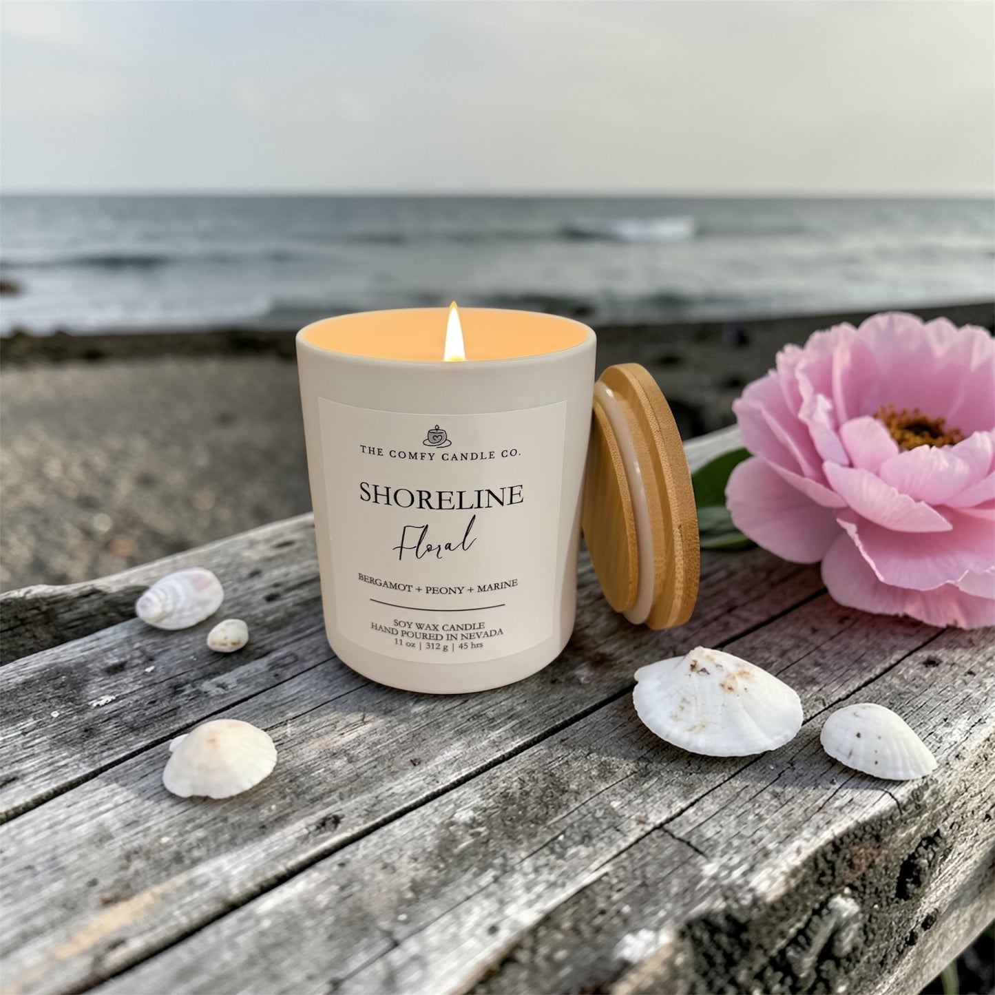 SHORELINE FLORAL 11 OZ. CANDLE